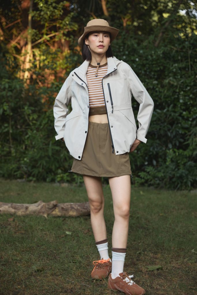 Sport Commuter Light Outdoor Jacket product image 2