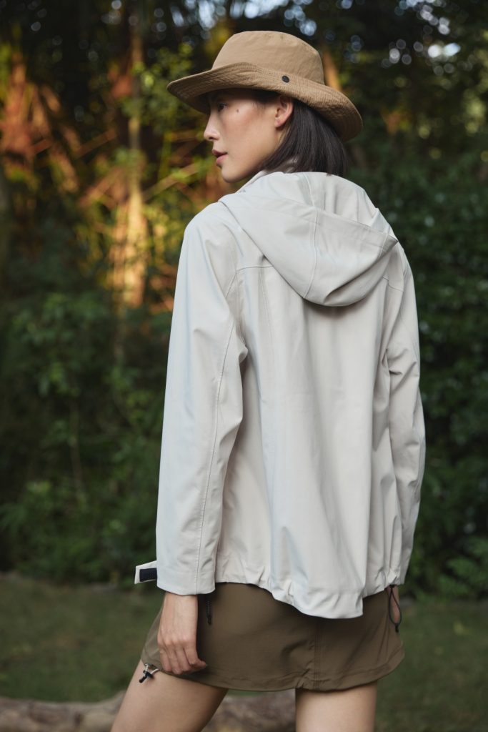 Sport Commuter Light Outdoor Jacket product image 4