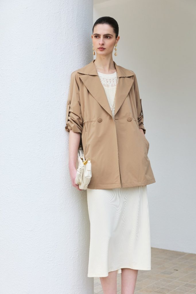 Lightweight Lapel Long Windbreaker product image 4